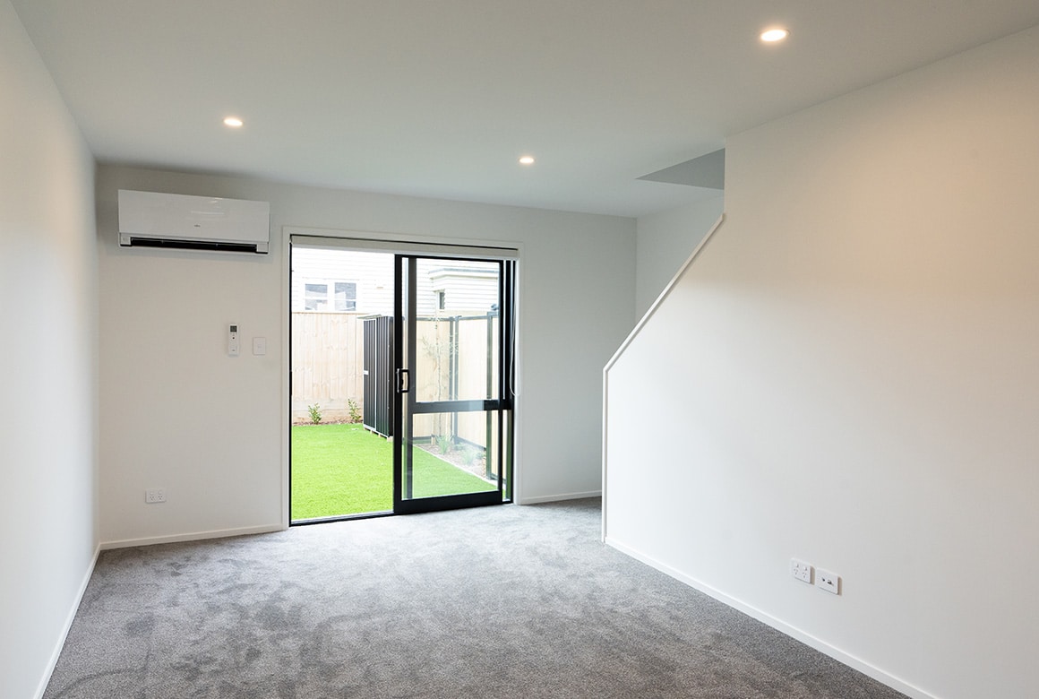 17 Pearce Crescent Completed Living Room