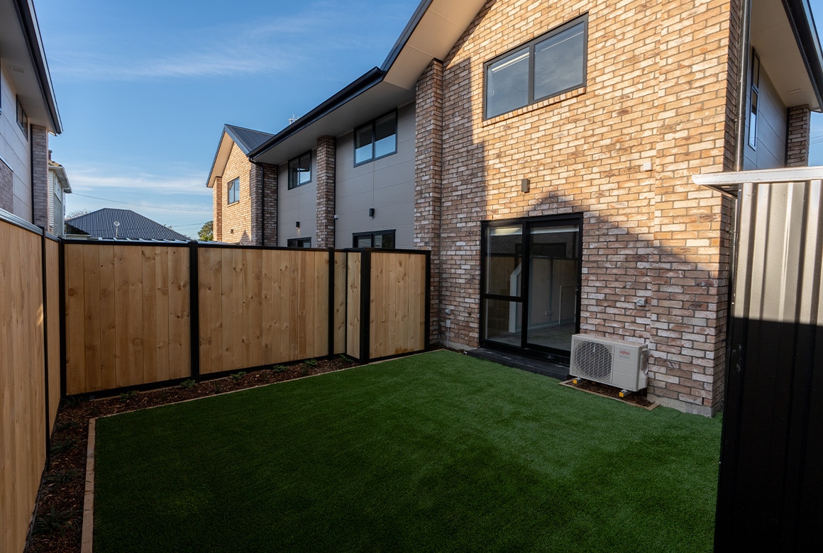 17 Pearce Crescent Completed Backyard