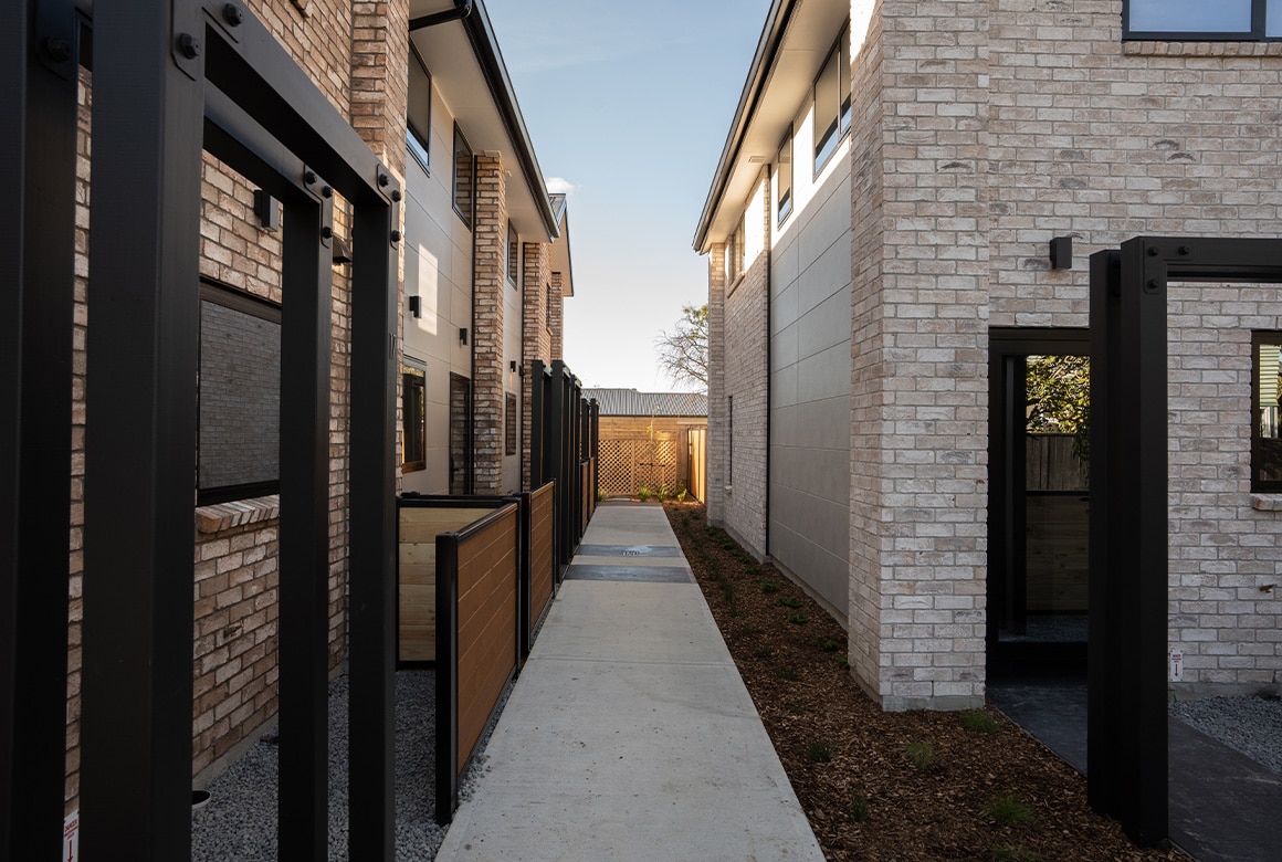 17 Pearce Crescent Completed Foothpath