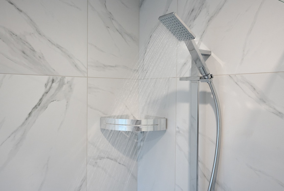 17 Pearce Crescent Completed Shower